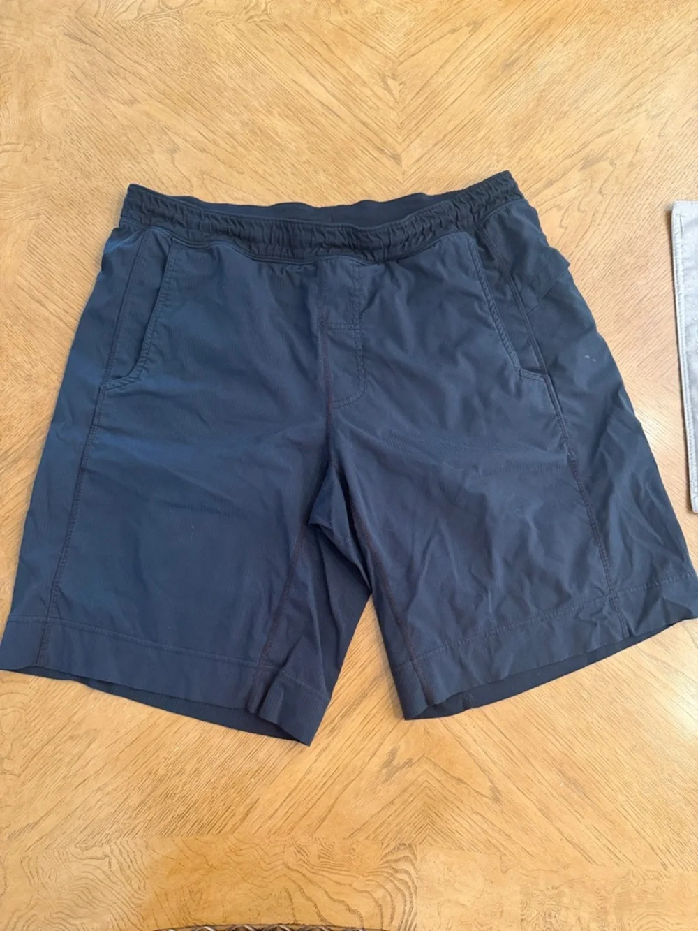 lululemon athletica Men's Black Athletic Shorts